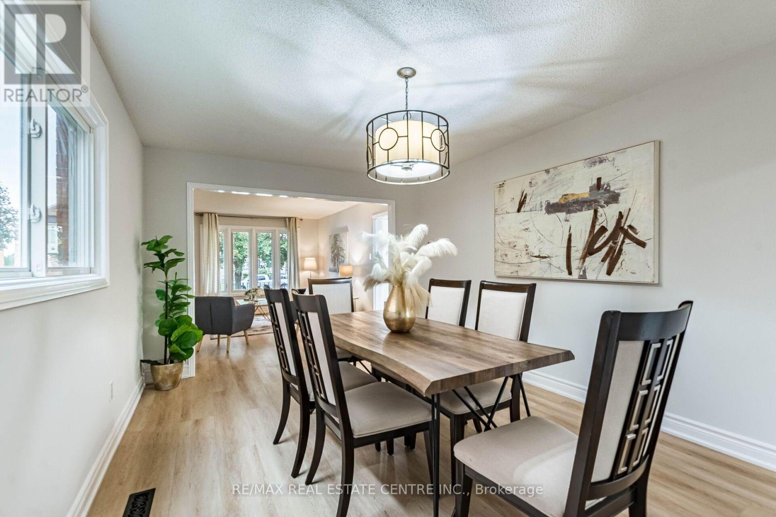 829 Stargazer Drive, Mississauga, Ontario  L5V 1C5 - Photo 12 - W13792140