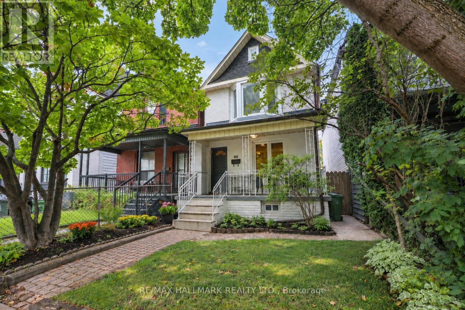 206 YARMOUTH ROAD, Toronto, Ontario