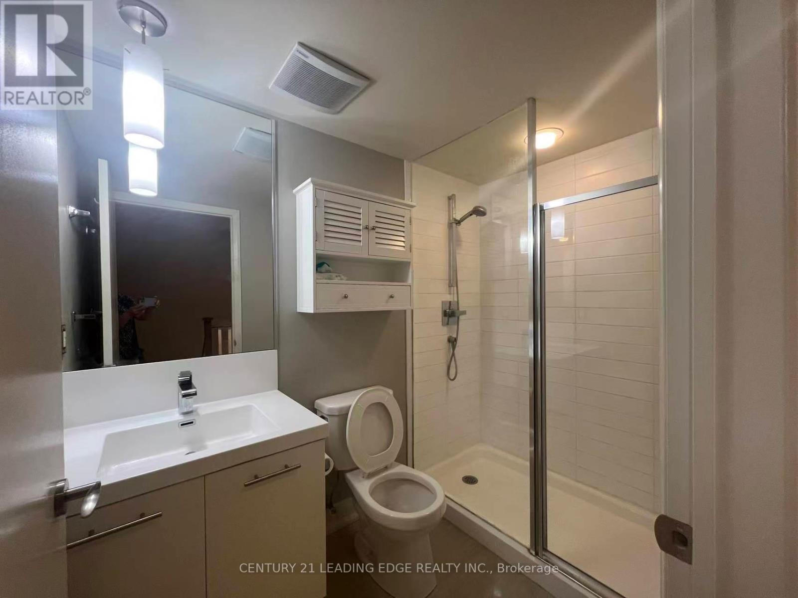 Th4 - 15 Valhalla Inn Road, Toronto, Ontario  M9B 0B3 - Photo 29 - W13703654