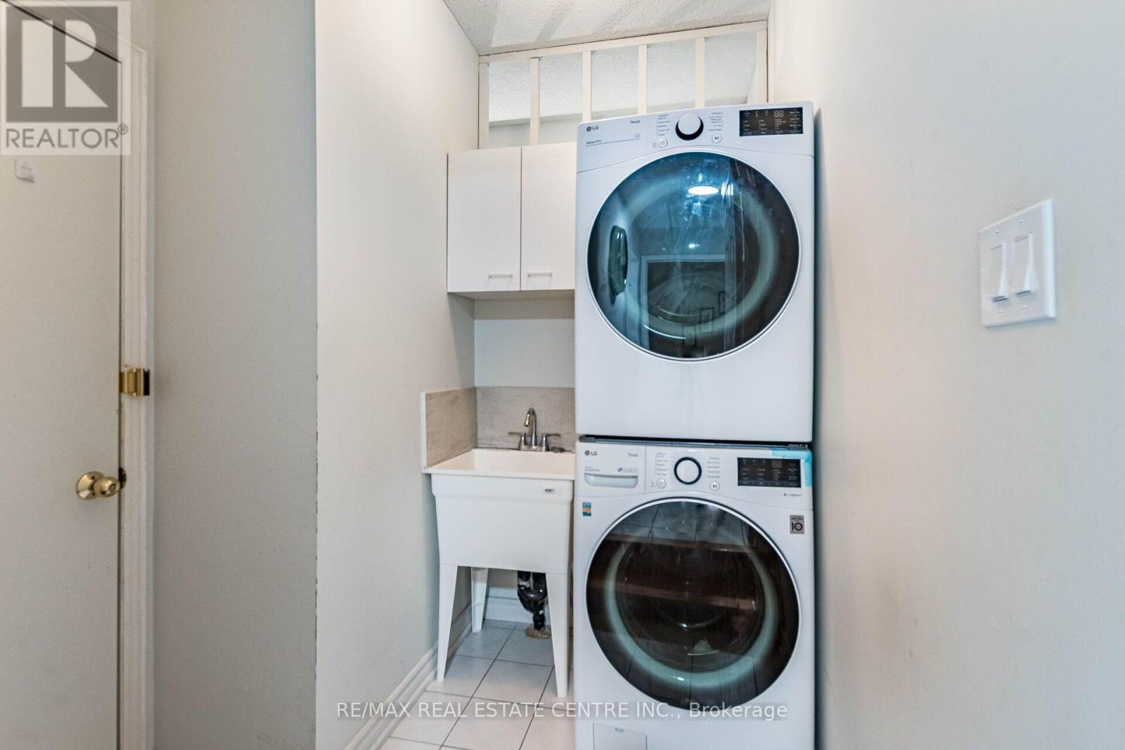 829 Stargazer Drive, Mississauga, Ontario  L5V 1C5 - Photo 40 - W13792140
