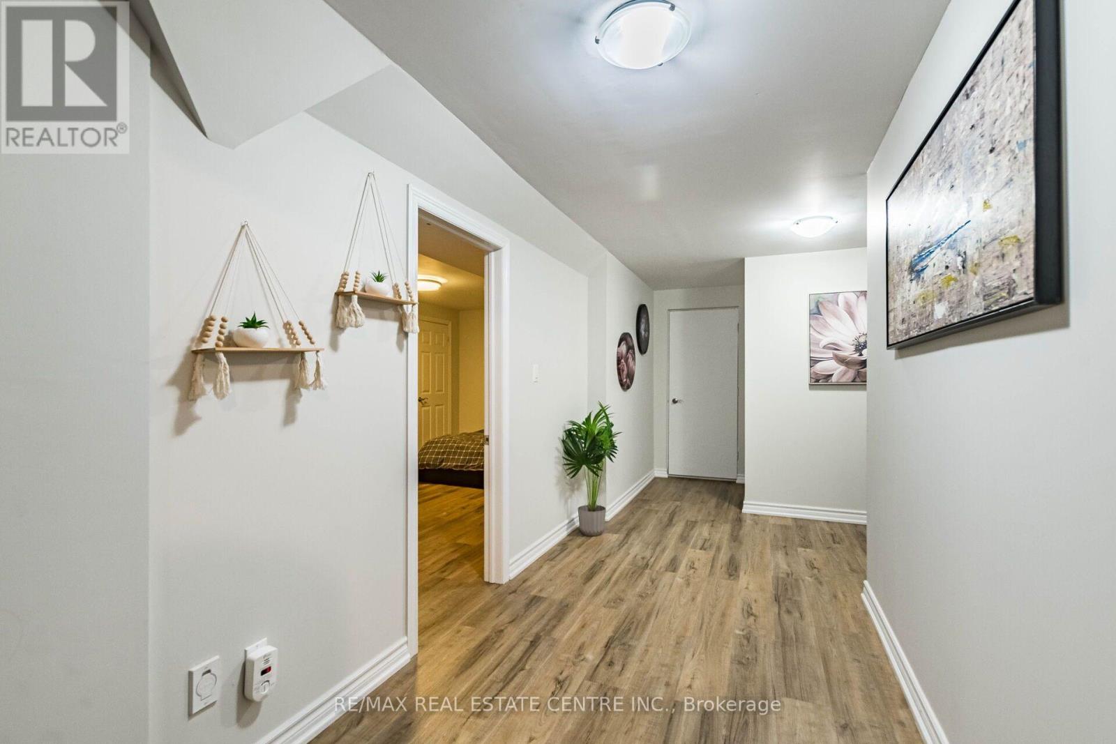 829 Stargazer Drive, Mississauga, Ontario  L5V 1C5 - Photo 33 - W13792140