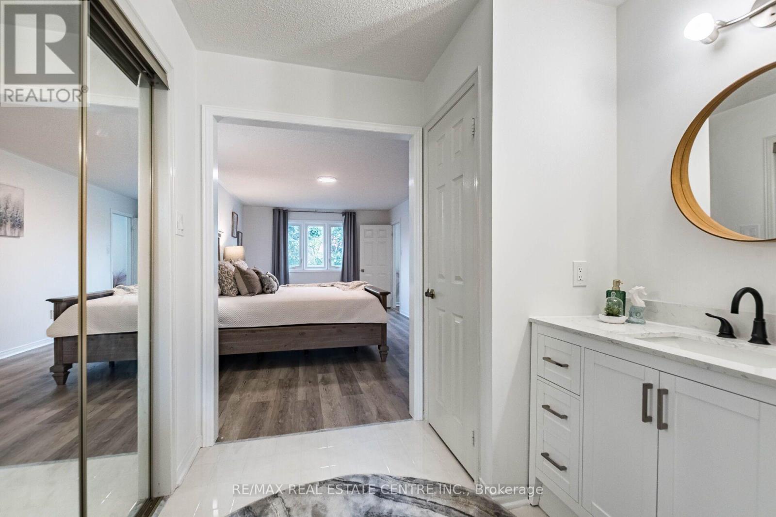 829 Stargazer Drive, Mississauga, Ontario  L5V 1C5 - Photo 23 - W13792140