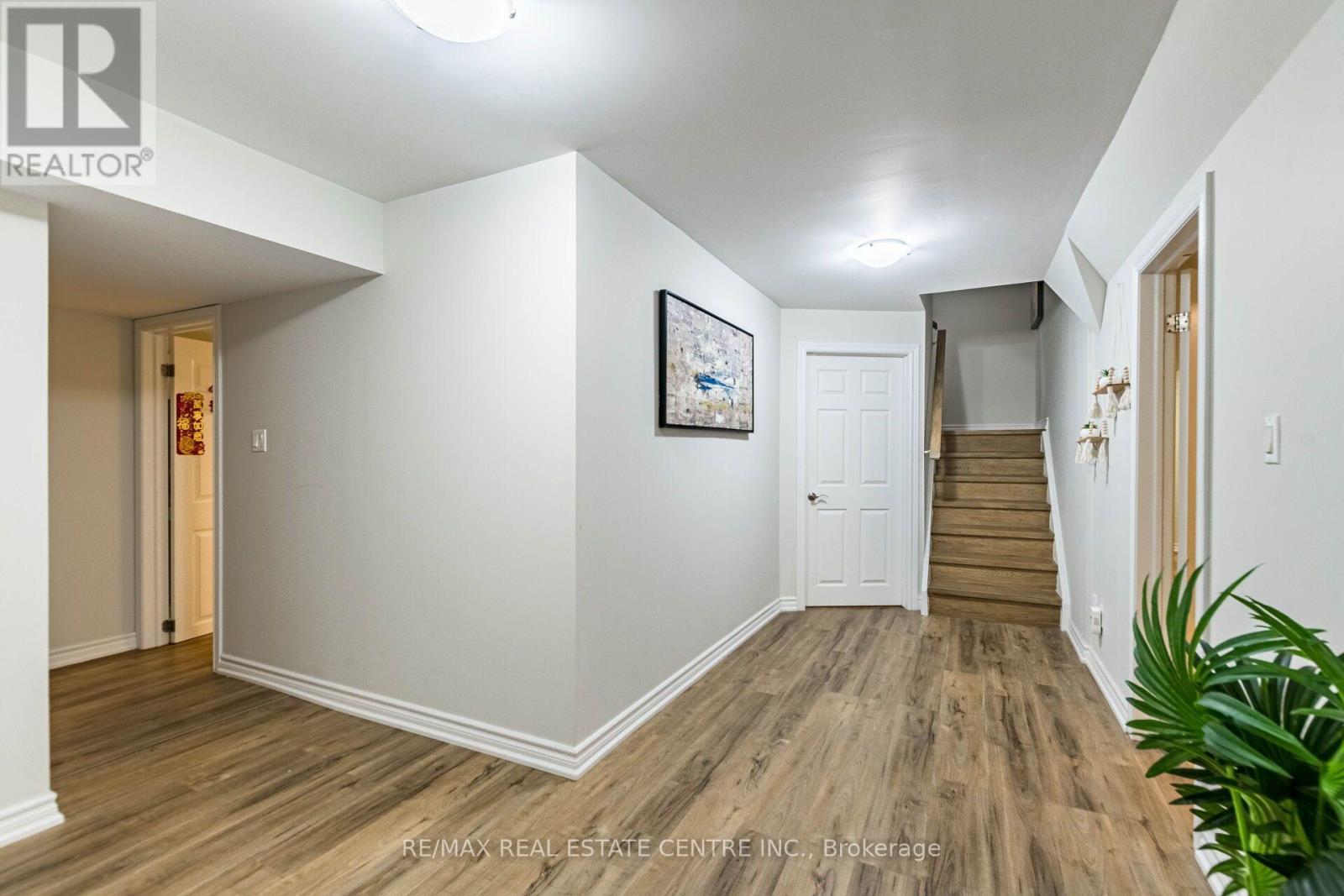 829 Stargazer Drive, Mississauga, Ontario  L5V 1C5 - Photo 34 - W13792140