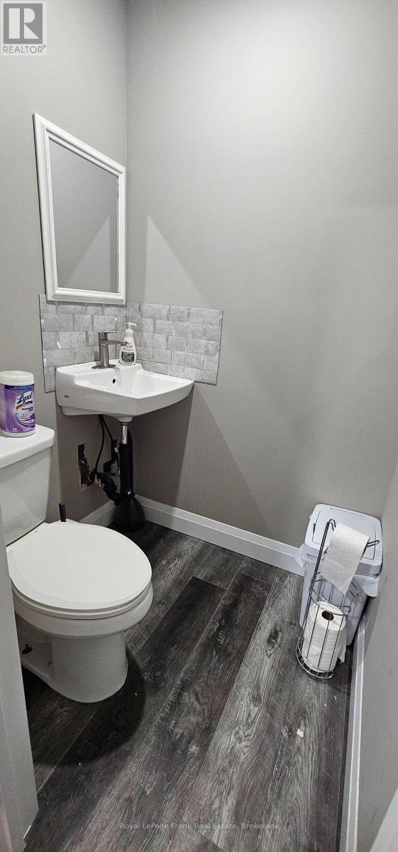 209b - 200 Bond Street W, Oshawa, Ontario  L1J 2L7 - Photo 6 - E13689290