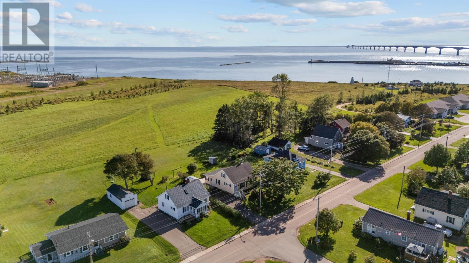 240 Carleton Street, Borden-Carleton, Prince Edward Island  C0B 1X0 - Photo 2 - 202623611
