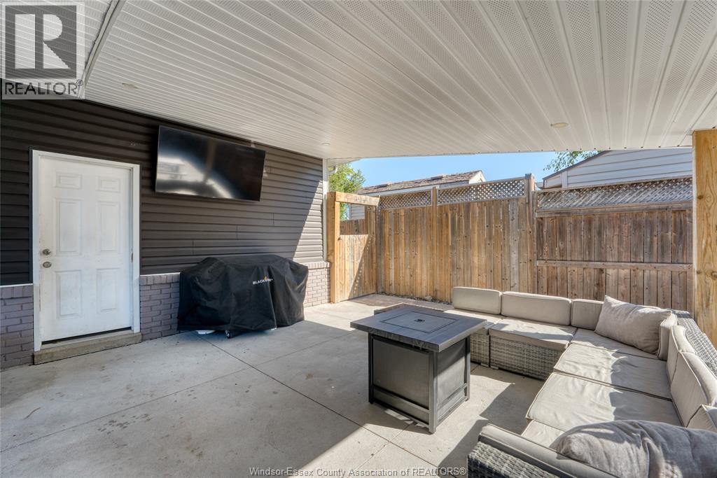 3214 Forest Glade Drive, Windsor, Ontario  N8R 1X3 - Photo 35 - 26022890