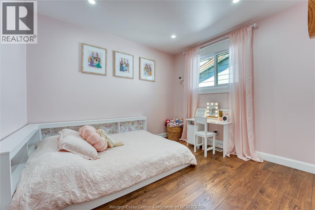 3214 Forest Glade Drive, Windsor, Ontario  N8R 1X3 - Photo 17 - 26022890