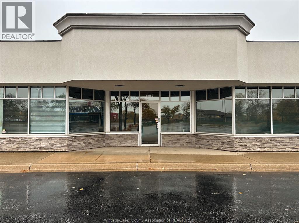 MLS# 26022824: 2950 DOUGALL AVENUE Unit# 3, Windsor, Canada