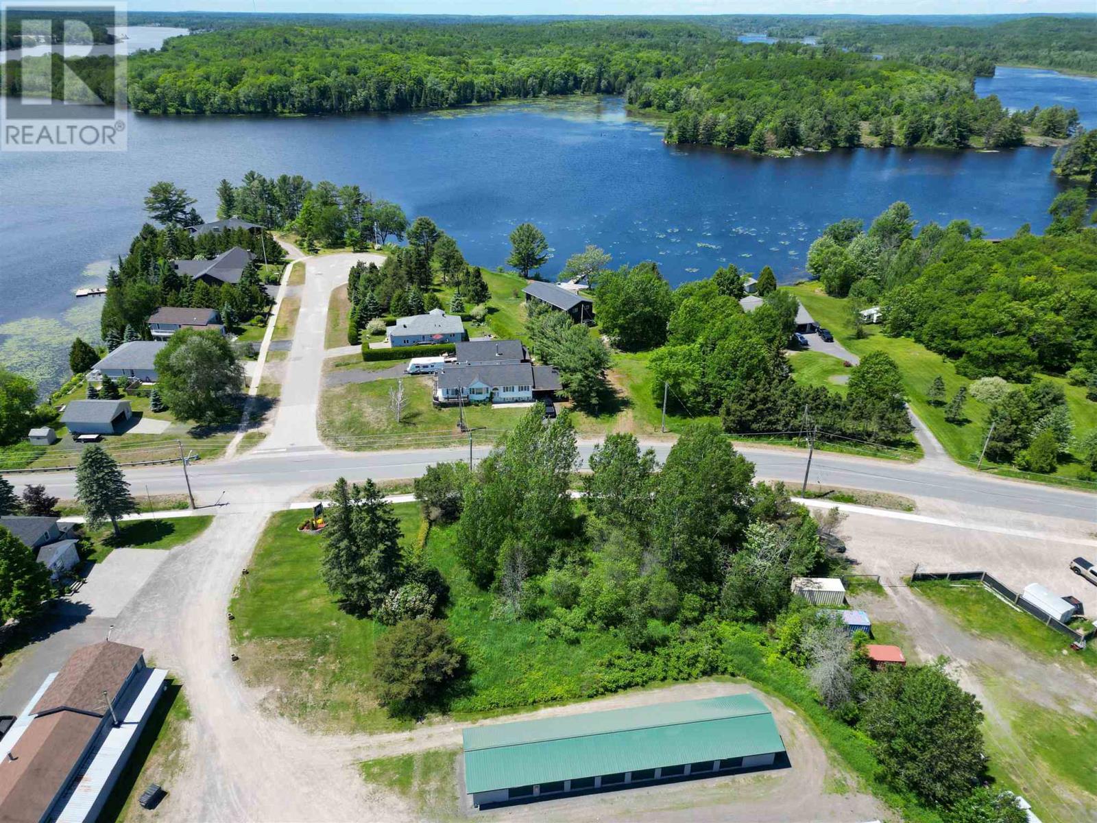 256 Woodward Ave, Blind River, Ontario P0R 1B0 - Photo 5 - SM261503