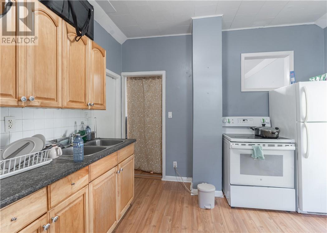 248 Murray Street, Greater Sudbury, Ontario  P3B 2R5 - Photo 10 - 2130436