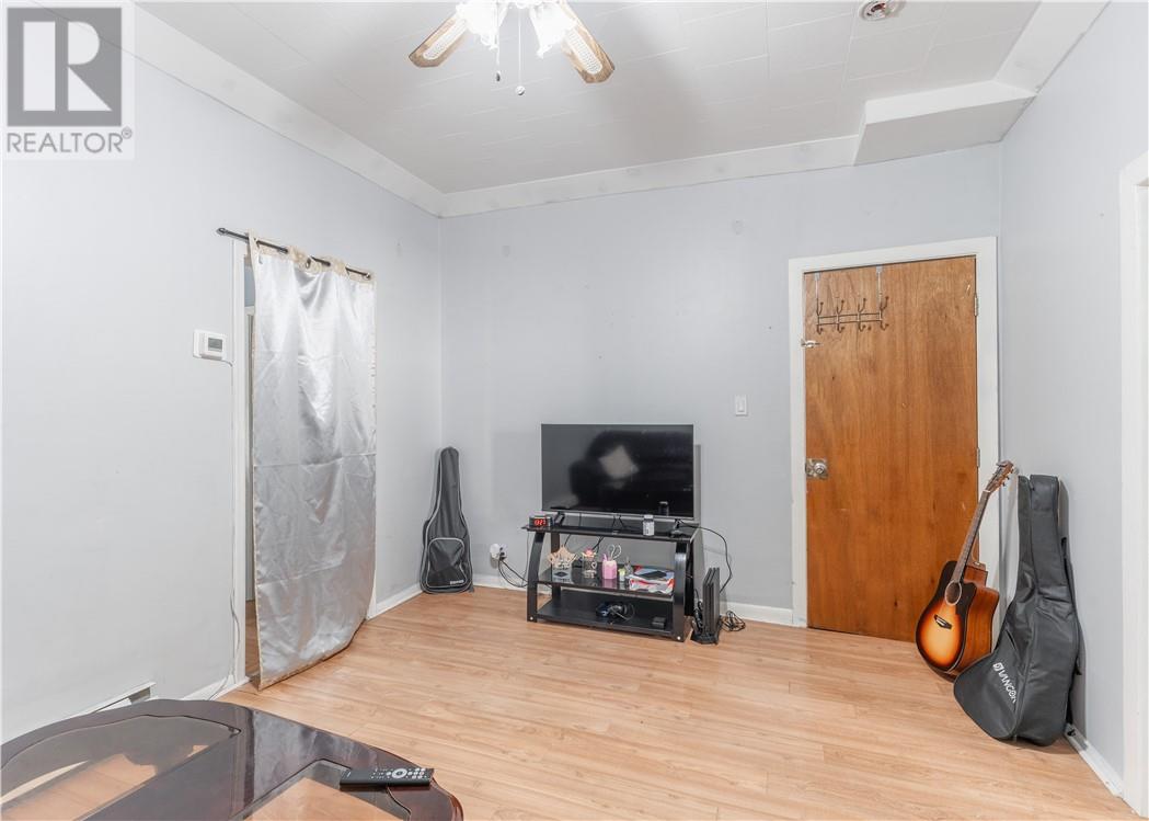 248 Murray Street, Greater Sudbury, Ontario  P3B 2R5 - Photo 14 - 2130436
