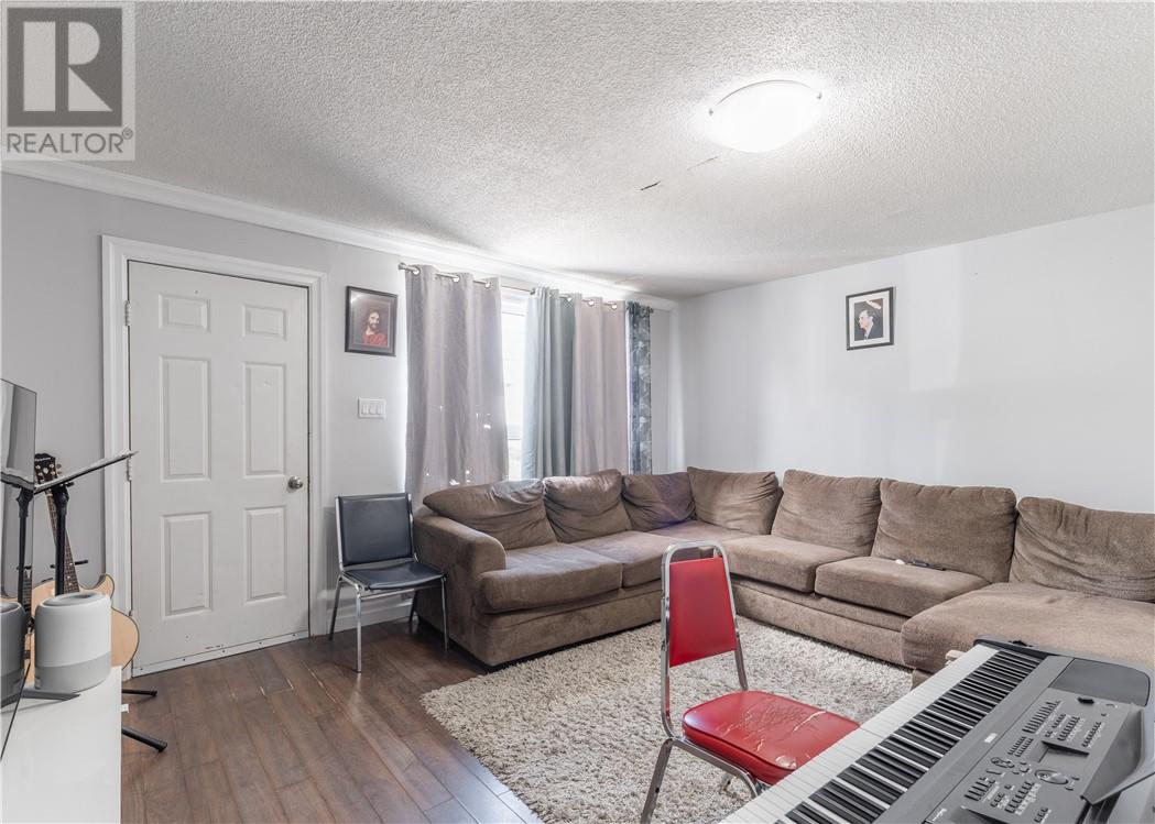 248 Murray Street, Greater Sudbury, Ontario  P3B 2R5 - Photo 4 - 2130436