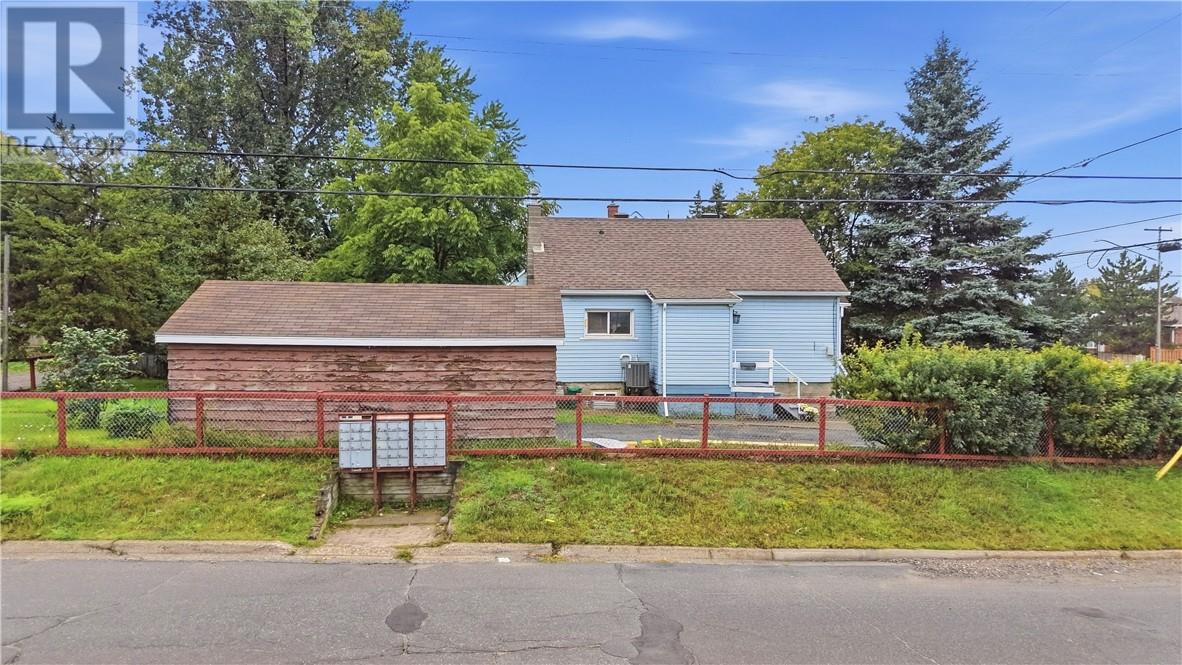 3308 Falconbridge Highway, Sudbury, Ontario  P3L 1H3 - Photo 17 - 2130425