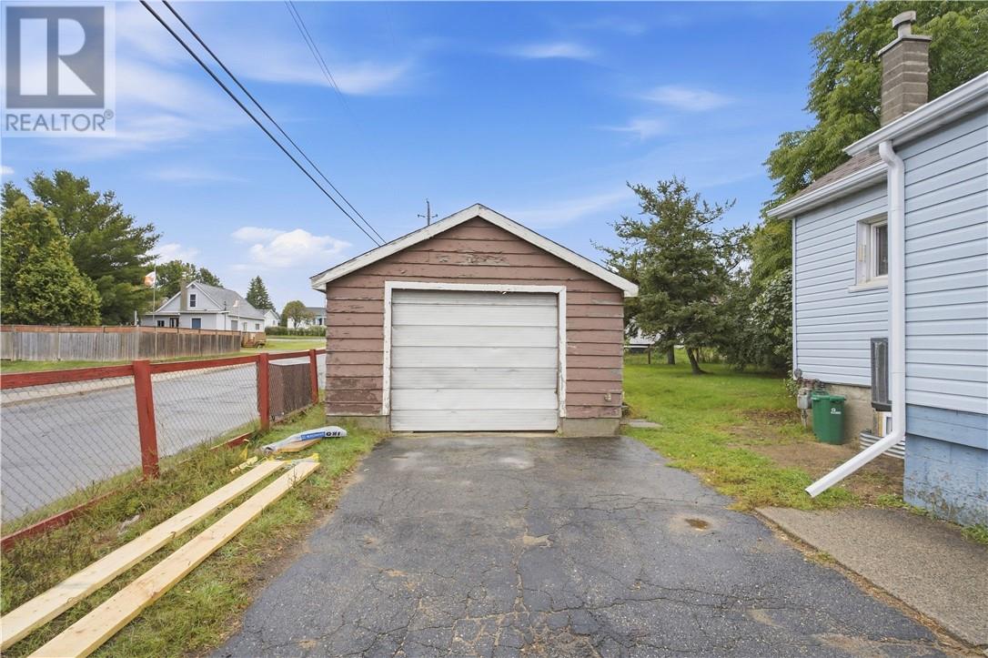 3308 Falconbridge Highway, Sudbury, Ontario  P3L 1H3 - Photo 18 - 2130425