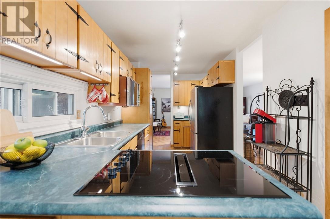 1291 Lakewood Drive, Sudbury, Ontario  P3E 6H9 - Photo 13 - 2130418