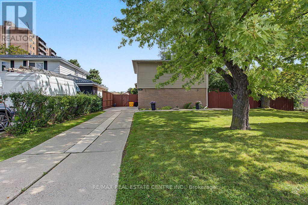 276 Bartley Bull Parkway, Brampton (Brampton East), Ontario  L6W 2L3 - Photo 33 - W13788650