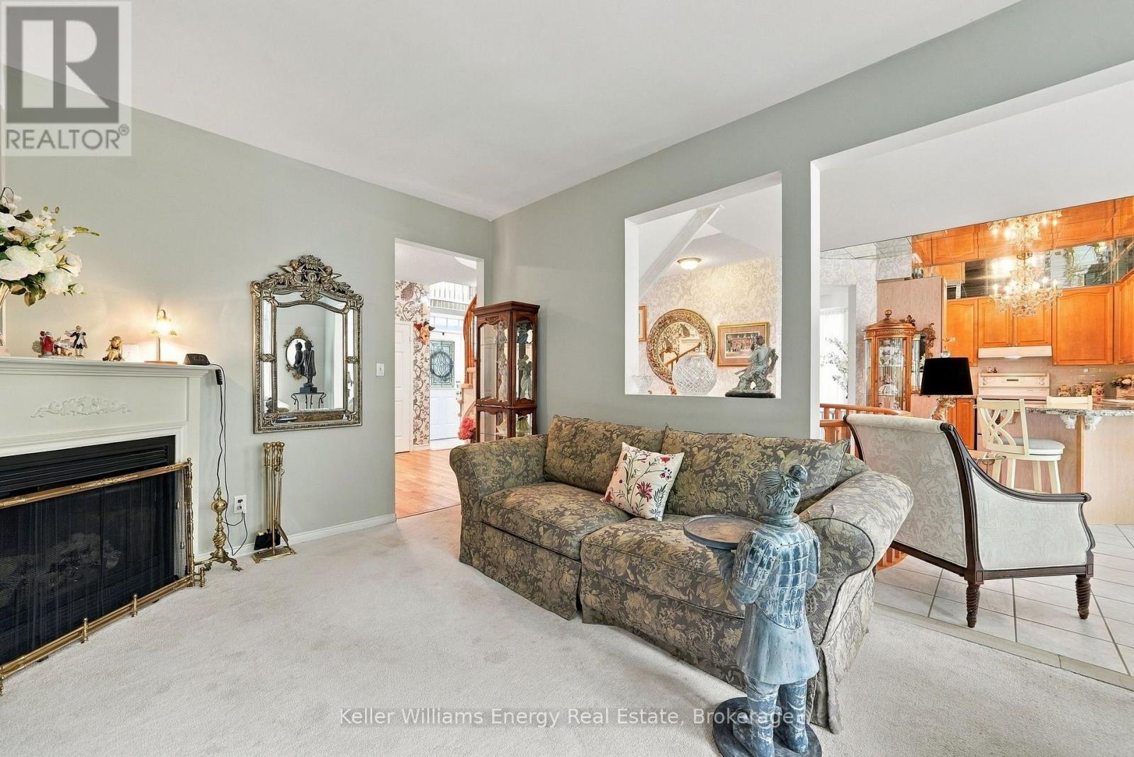 990 Glenbourne Drive, Oshawa (Pinecrest), Ontario  L1K 2P9 - Photo 13 - E13796544