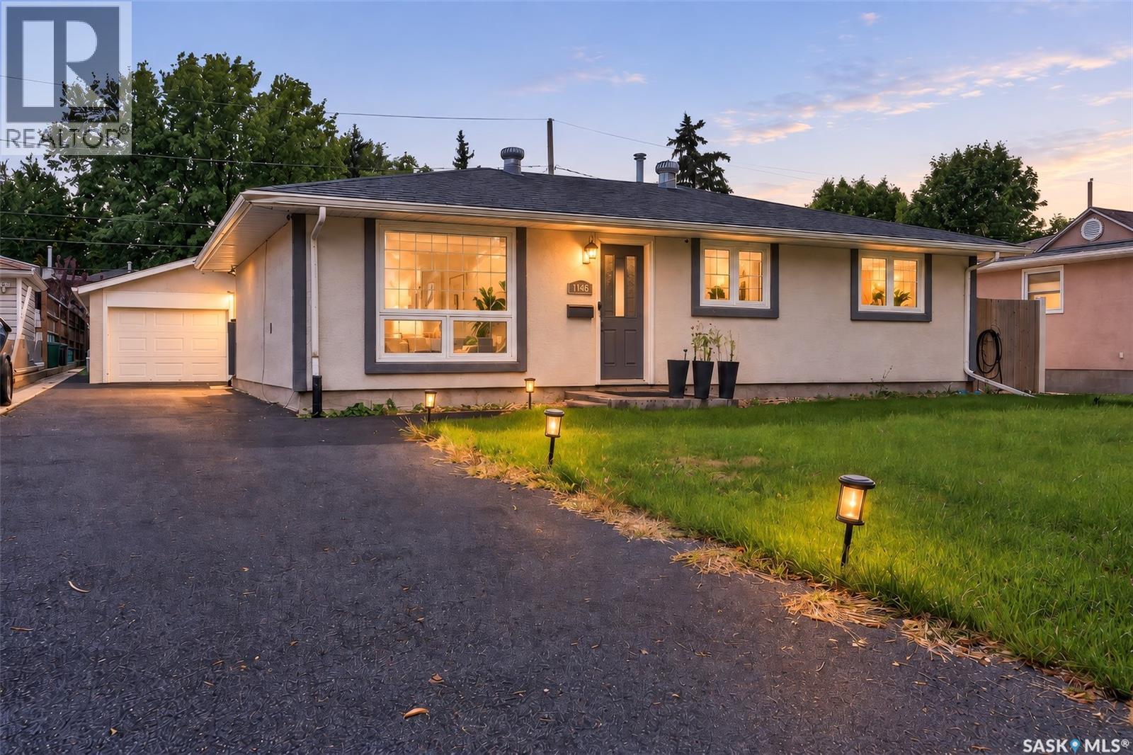 1146 Duffield Crescent, Moose Jaw, Saskatchewan  S6H 5M4 - Photo 2 - SK048713
