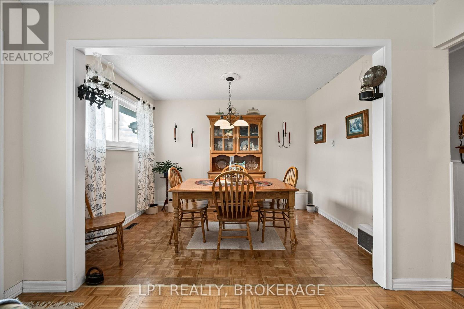6087 County Road 2 Road, Loyalist, Ontario  K0H 2H0 - Photo 15 - X13796654