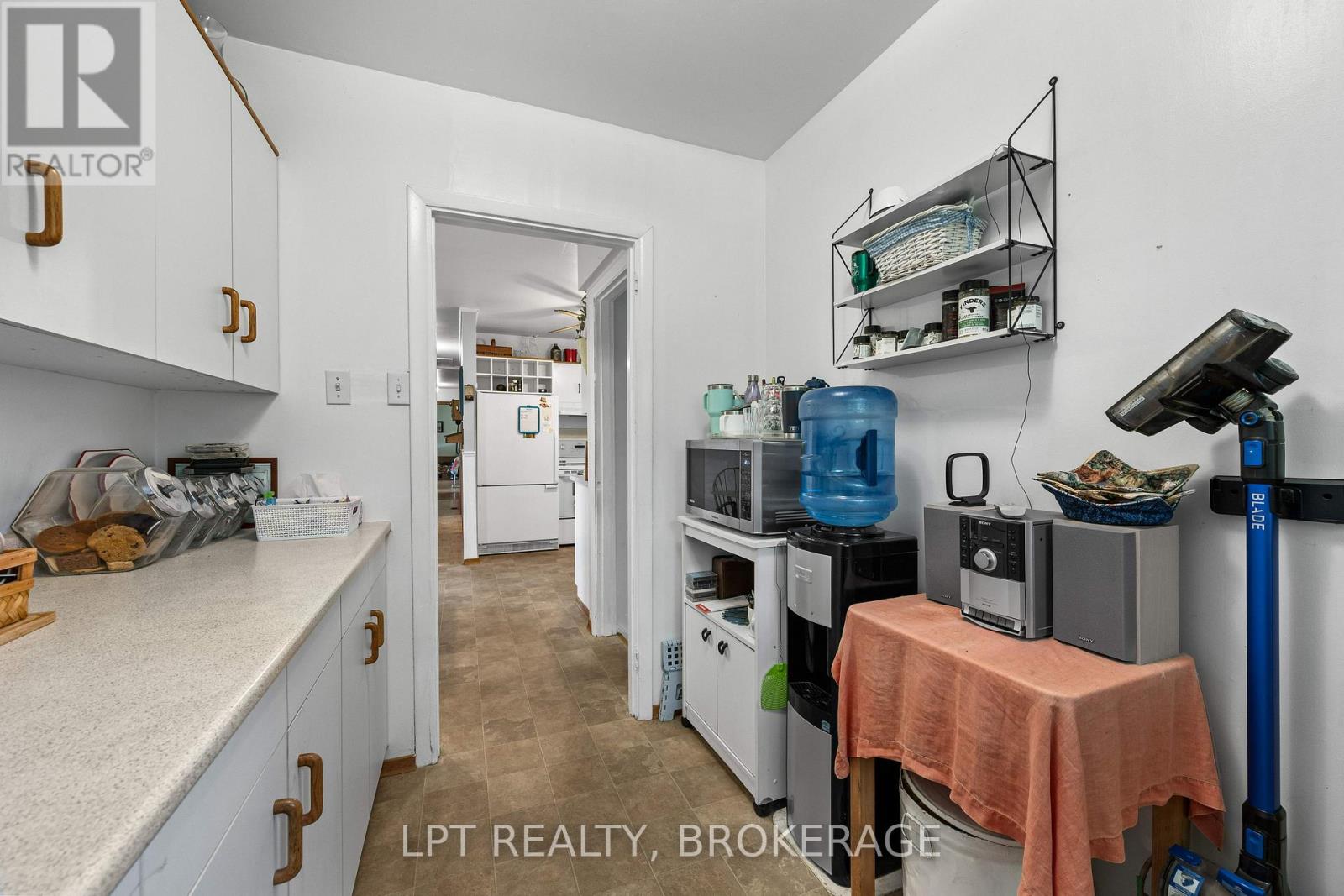 6087 County Road 2 Road, Loyalist, Ontario  K0H 2H0 - Photo 20 - X13796654