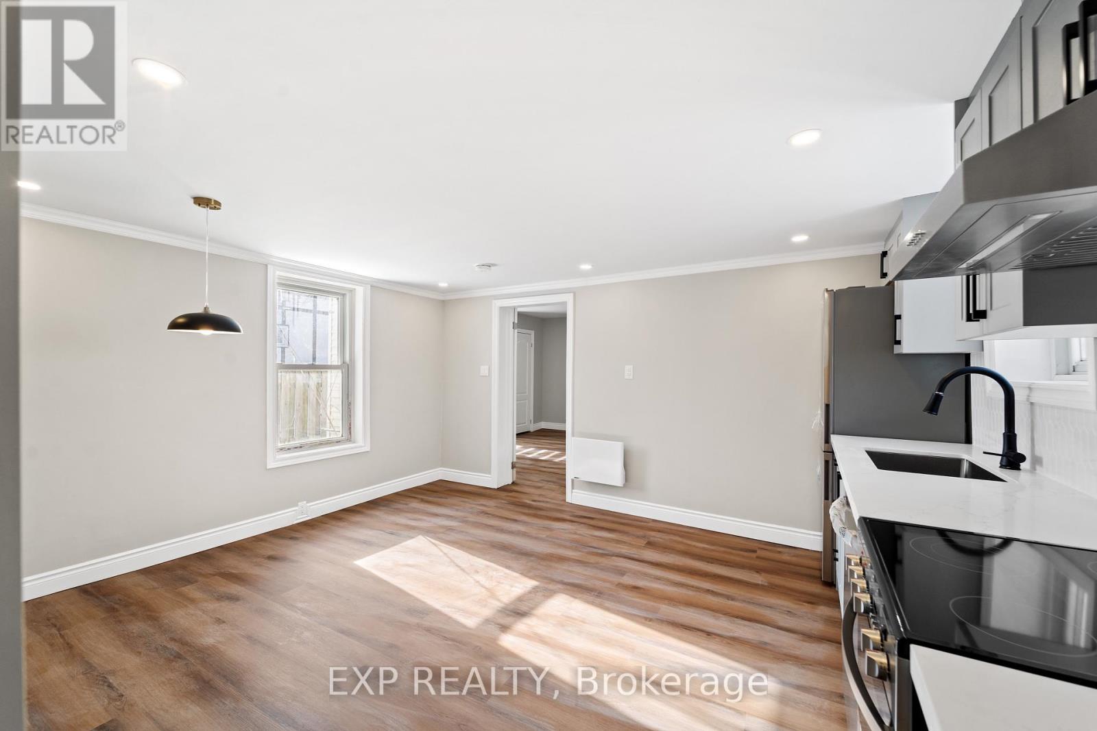 Unit B - 81 St Charles Street, Belleville (Belleville Ward), Ontario K8P 2W5 - Photo 5 - X13796368