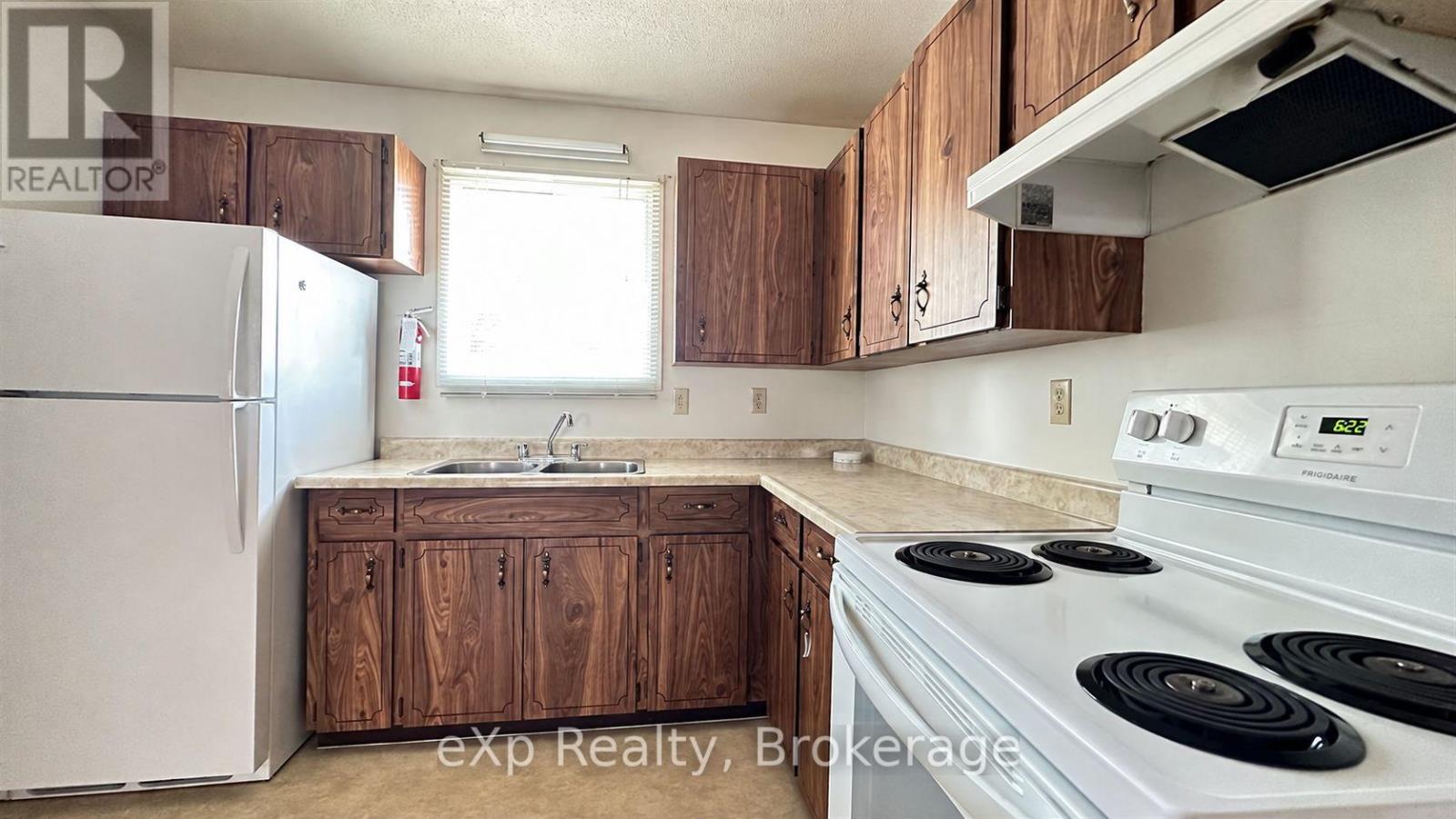 Unit 1 - 91 Herman Street, Quinte West (Trenton Ward), Ontario  K8V 6L1 - Photo 4 - X13796686