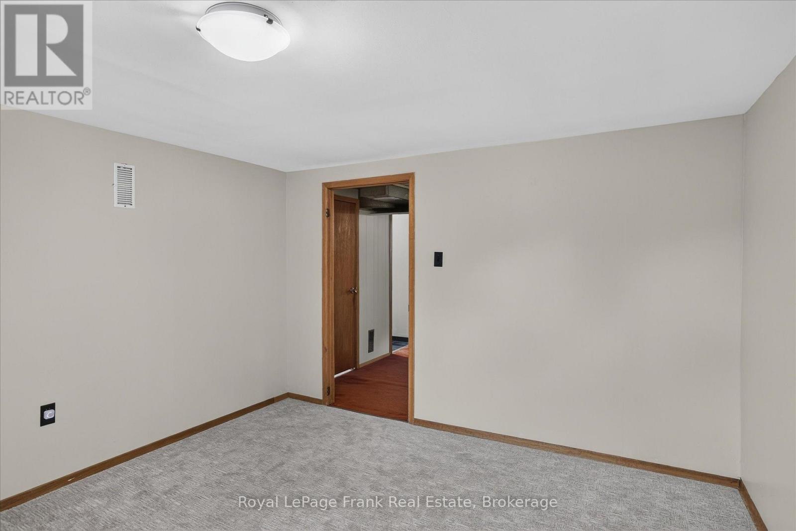 948 St Pauls Street, Peterborough (Northcrest Ward 5), Ontario  K9H 6J6 - Photo 21 - X13796704