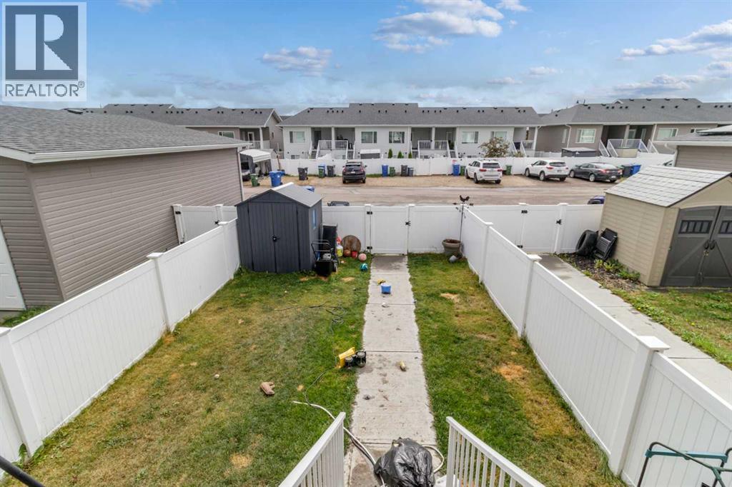 75 Ellington Crescent photo 14