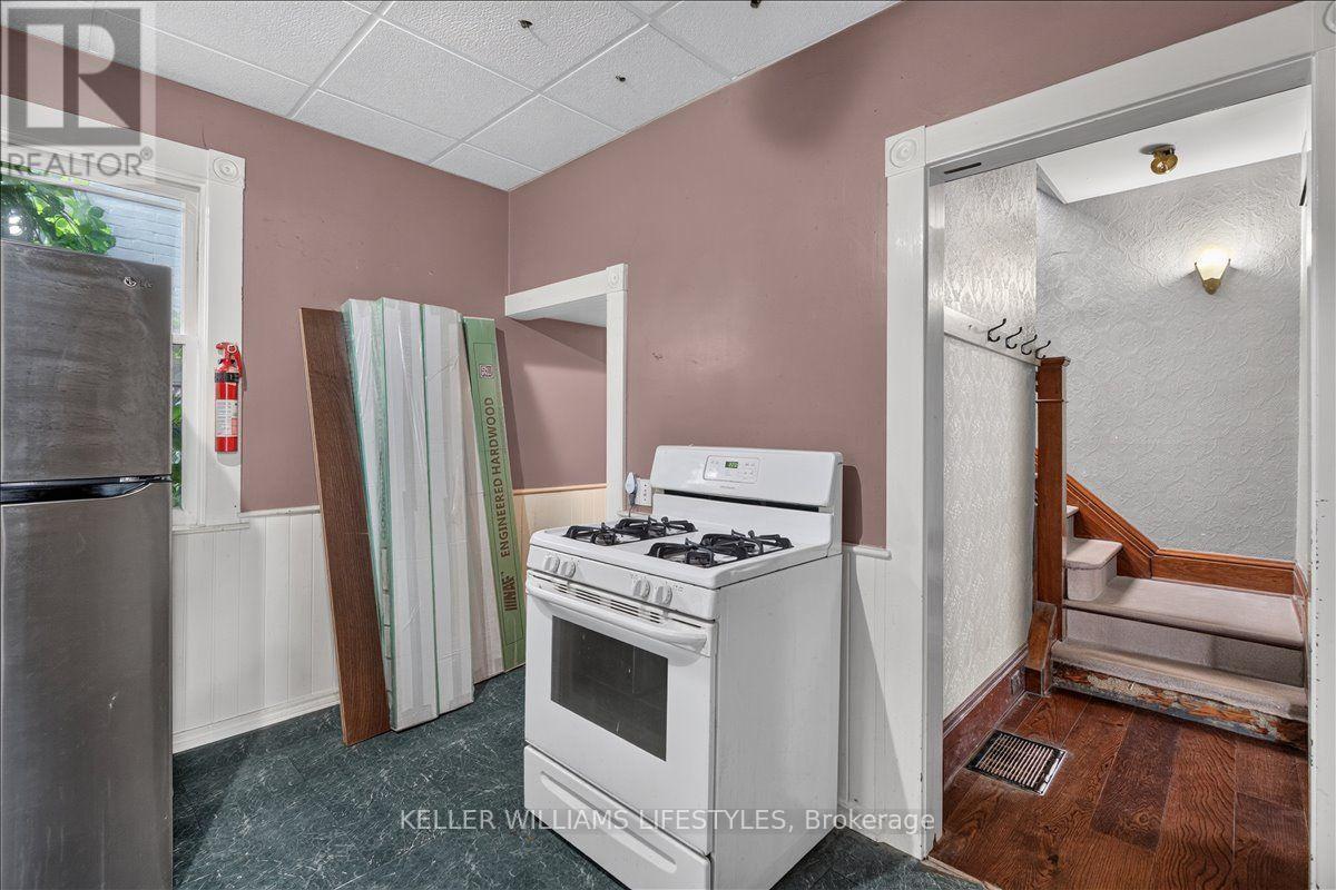 20 Arthur Avenue, St. Thomas, Ontario  N5P 3L2 - Photo 14 - X13796578