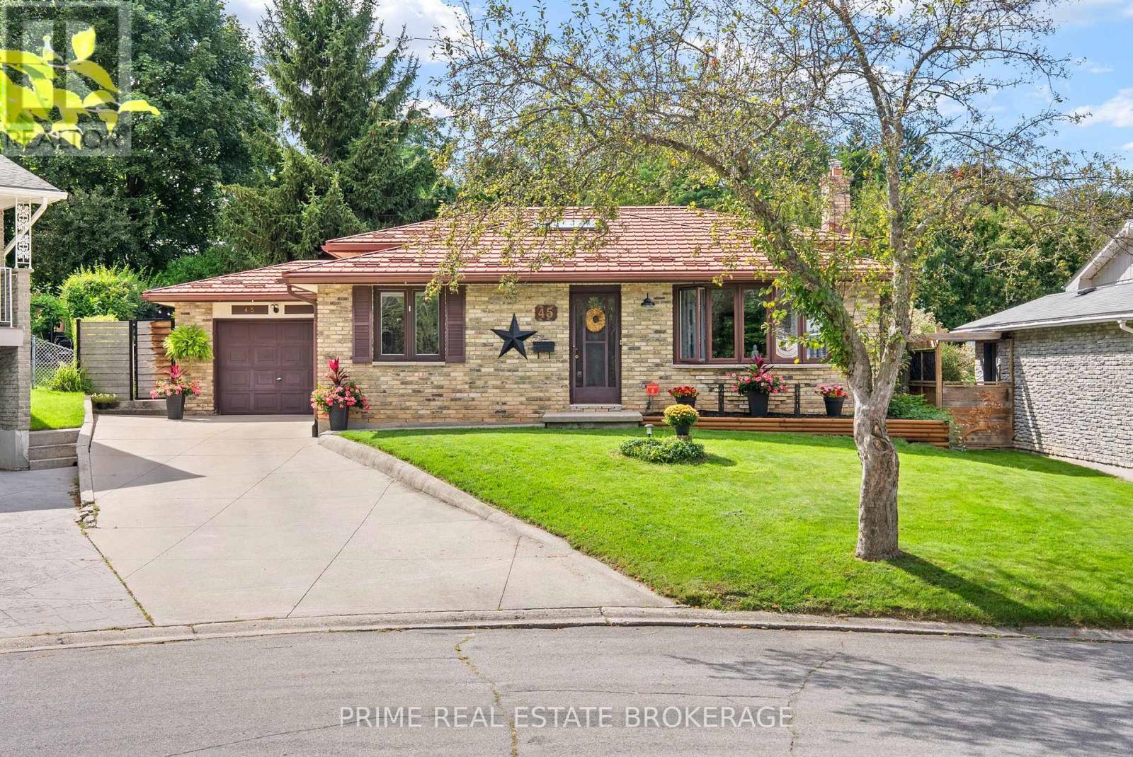 45 Cheviot Place, London South, Ontario  N6C 4Z1 - Photo 2 - X13796588