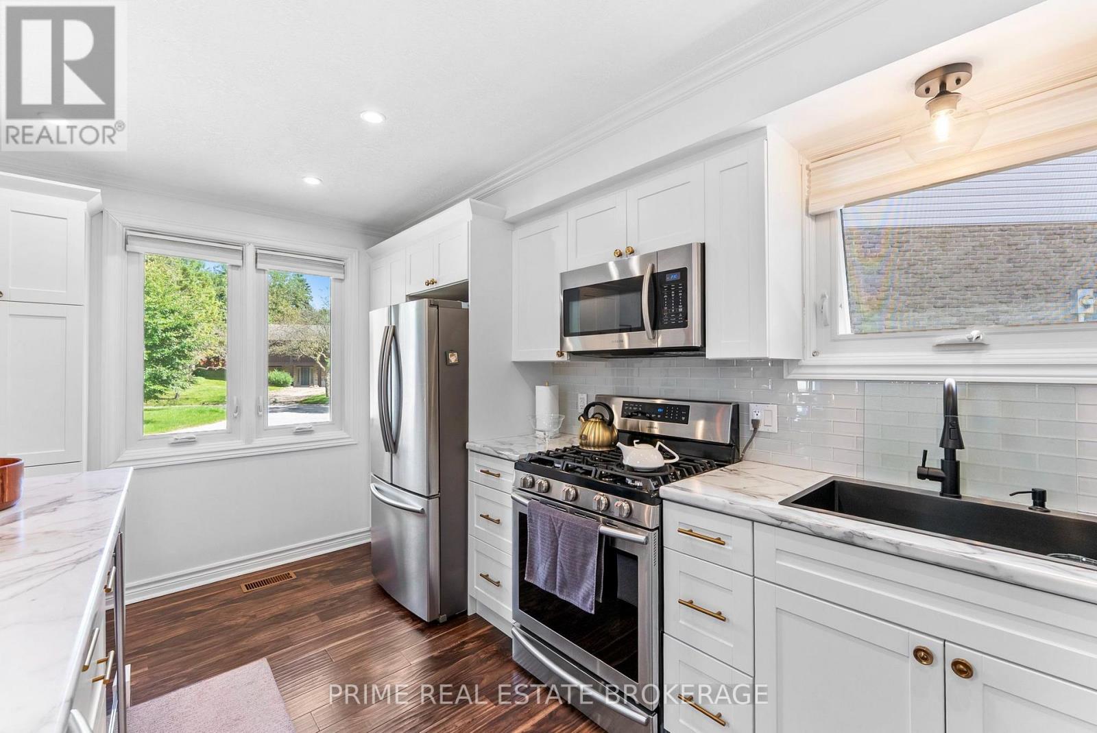 45 Cheviot Place, London South, Ontario  N6C 4Z1 - Photo 5 - X13796588