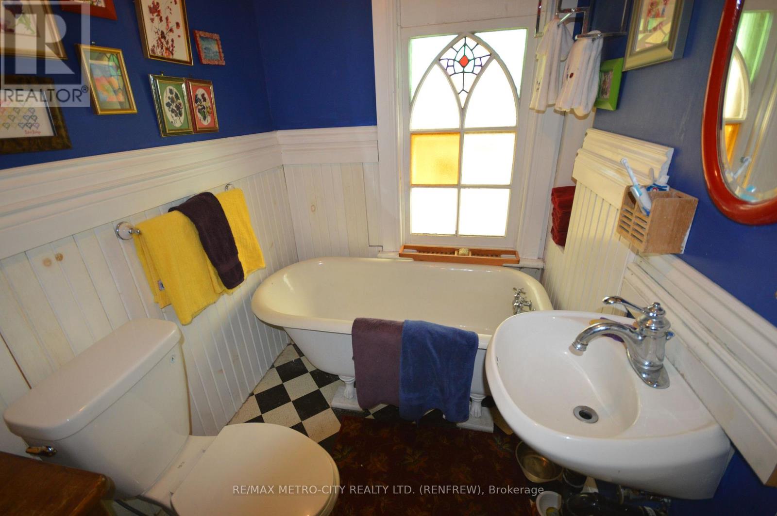 193 Oak Street, Bonnechere Valley, Ontario  K0J 1T0 - Photo 11 - X13796536