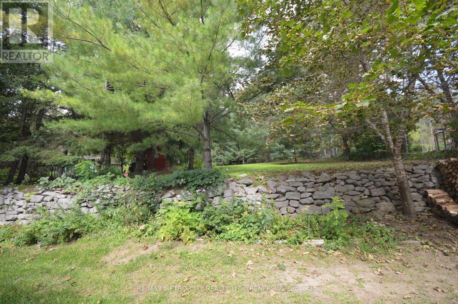 193 Oak Street, Bonnechere Valley, Ontario  K0J 1T0 - Photo 15 - X13796536
