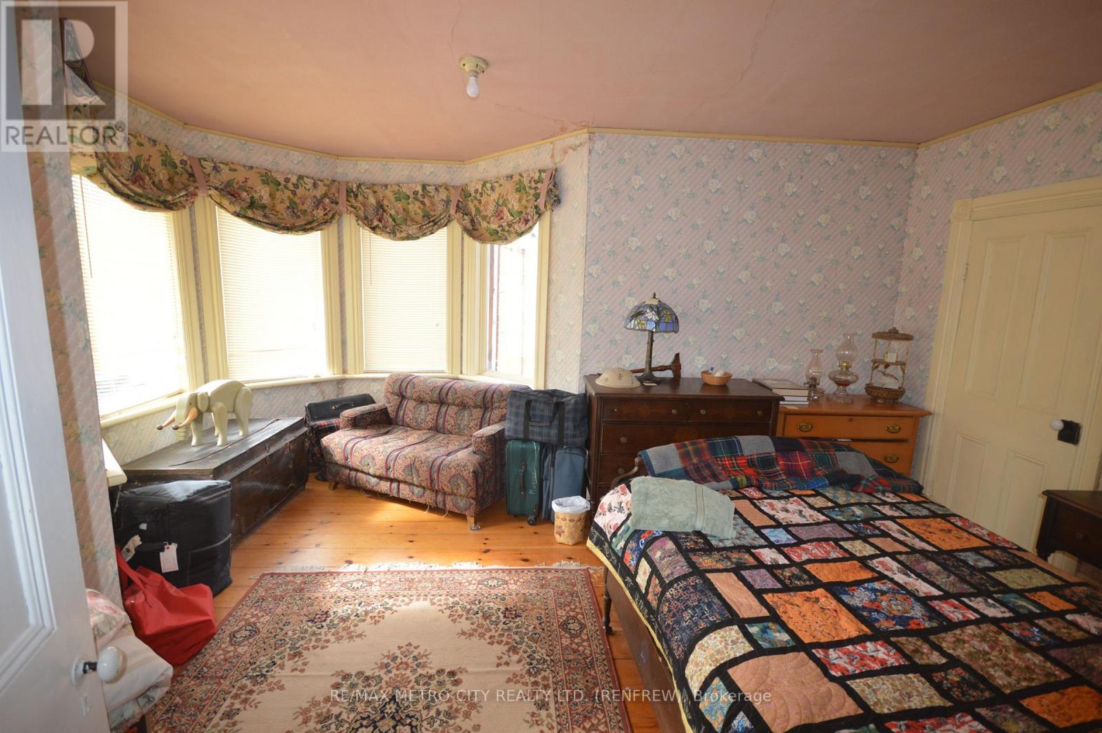 193 Oak Street, Bonnechere Valley, Ontario  K0J 1T0 - Photo 9 - X13796536