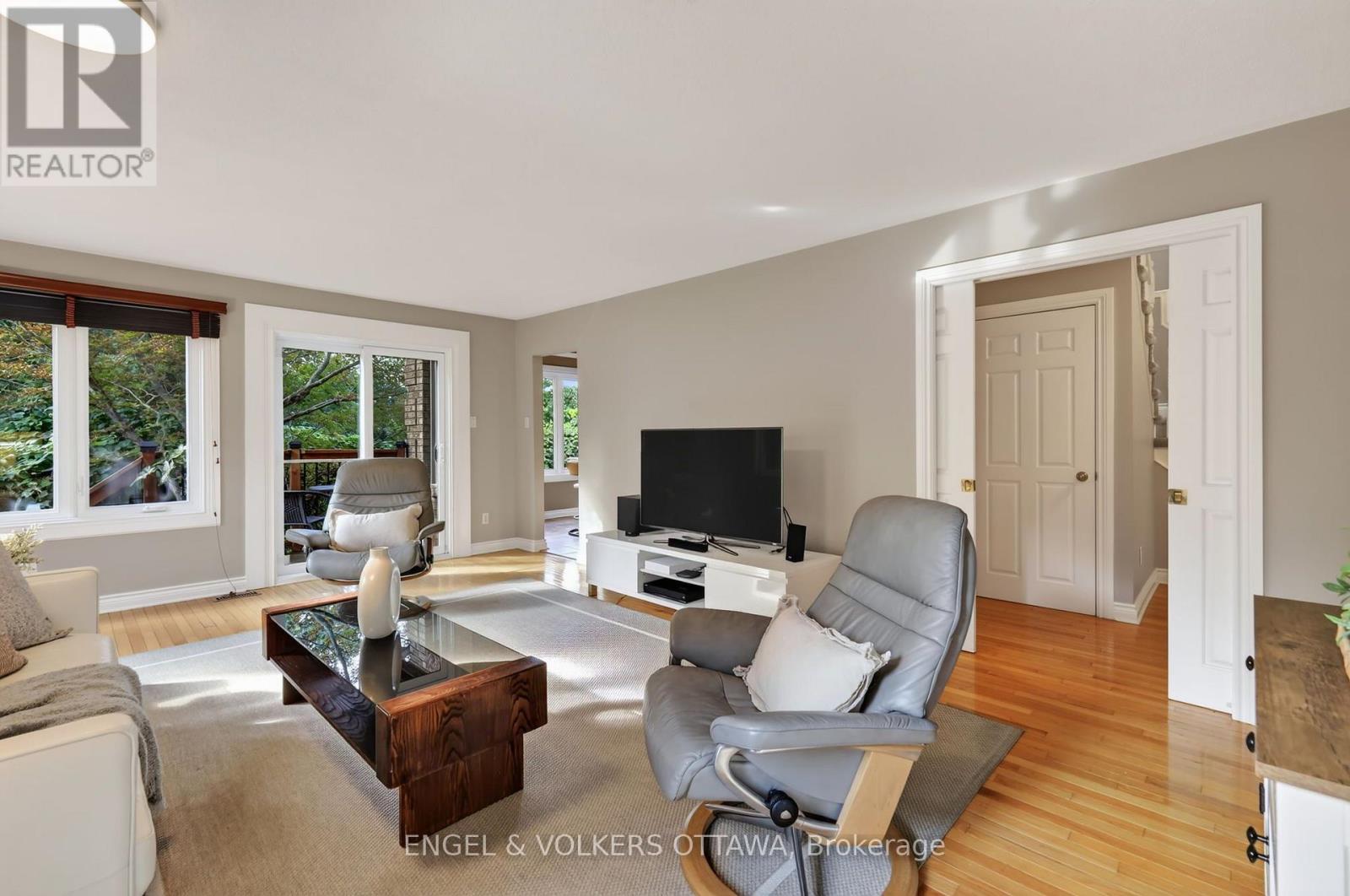2106 Lamira Street, Ottawa, Ontario  K1H 8N9 - Photo 16 - X13796380