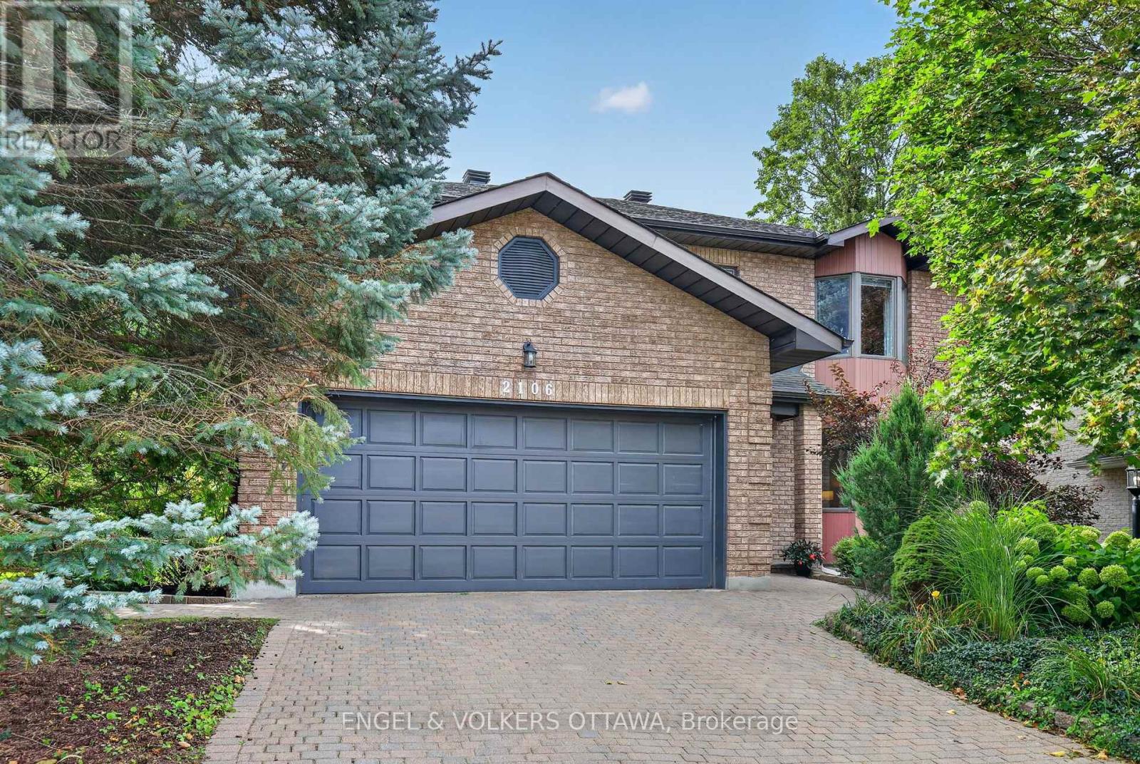 2106 Lamira Street, Ottawa, Ontario  K1H 8N9 - Photo 2 - X13796380