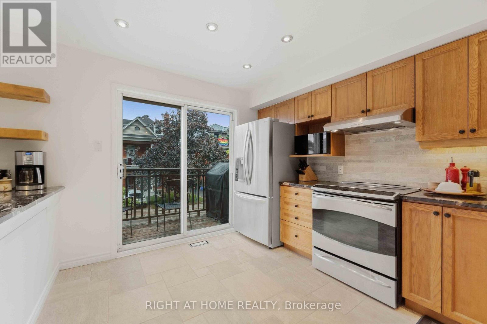 581 Lisgar Street, Ottawa, Ontario  K1R 5H6 - Photo 15 - X13796386
