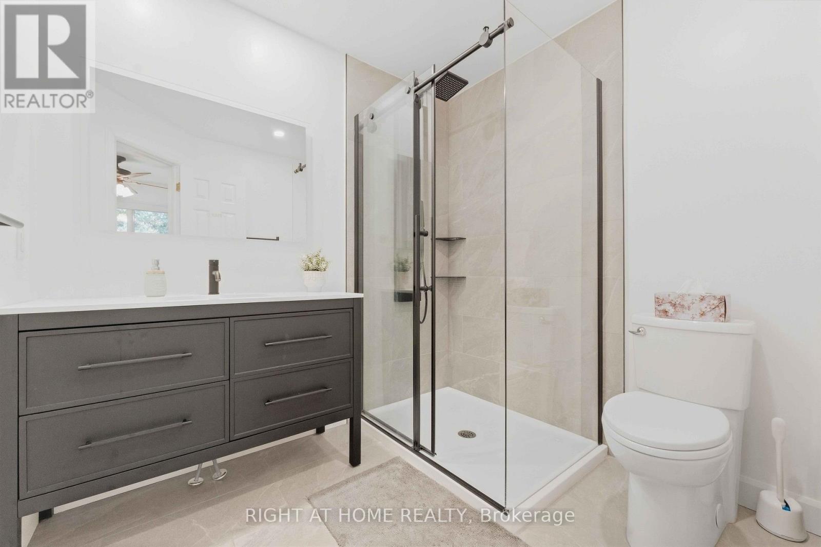 581 Lisgar Street, Ottawa, Ontario  K1R 5H6 - Photo 24 - X13796386