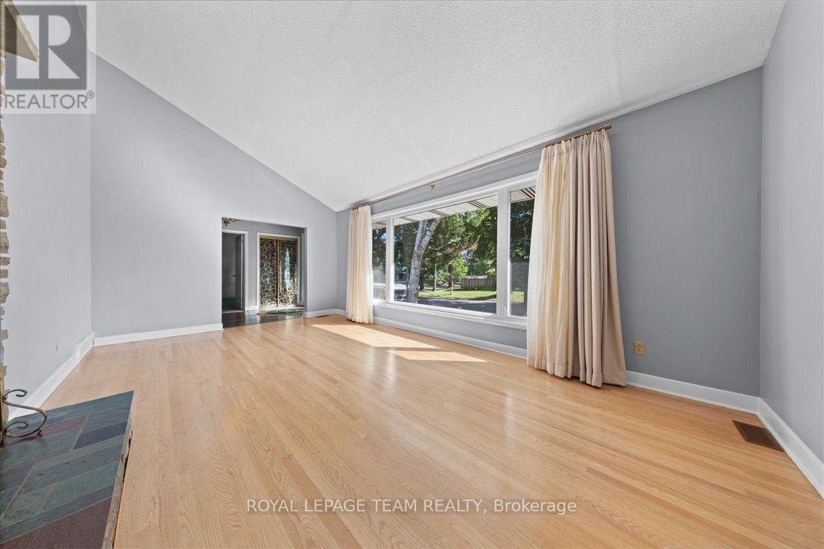 2000 Norway Crescent, Ottawa, Ontario  K1H 5N7 - Photo 10 - X13796404