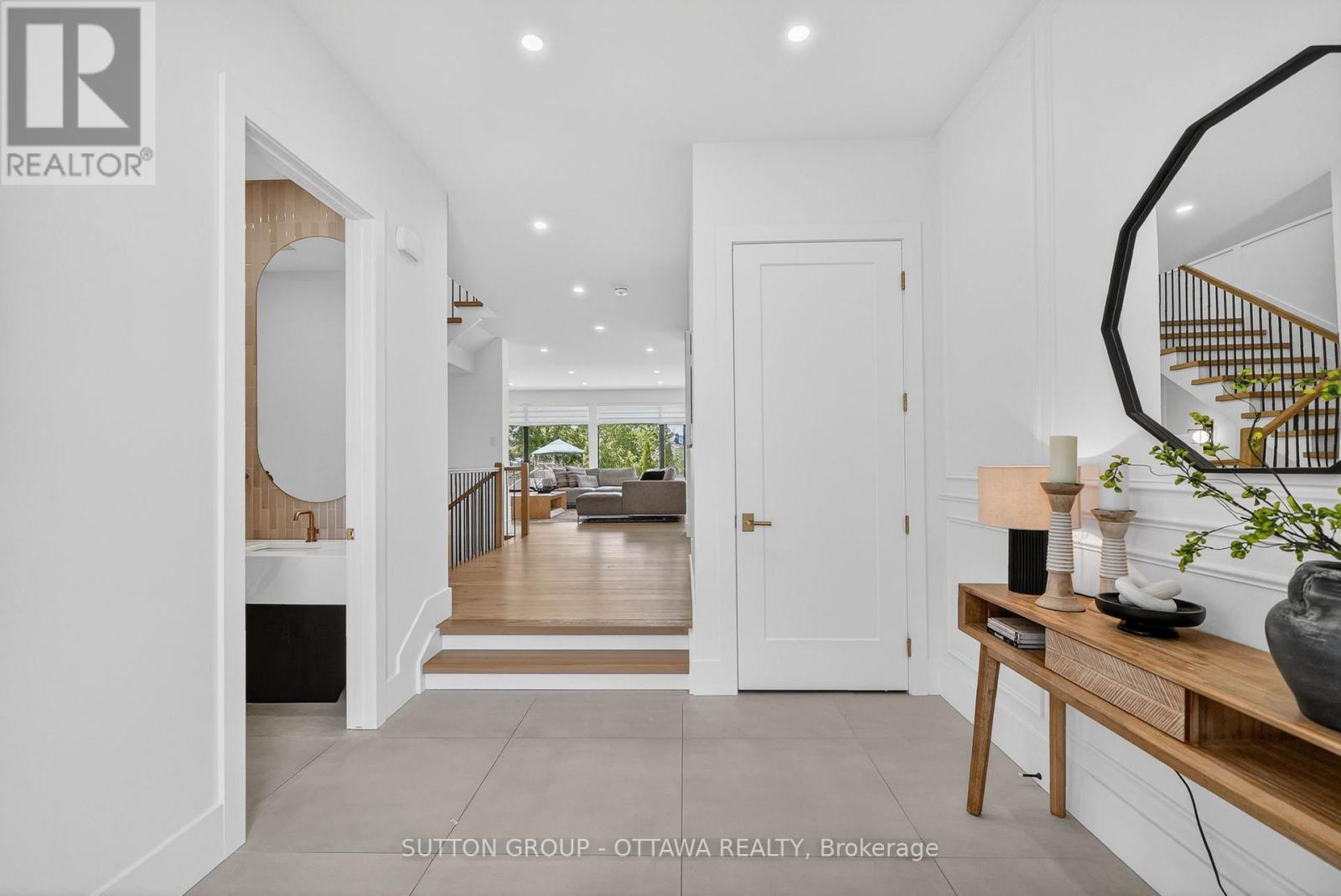 1533 Rosebella Avenue NW, Ottawa, Ontario  K1T 1G6 - Photo 3 - X13796524
