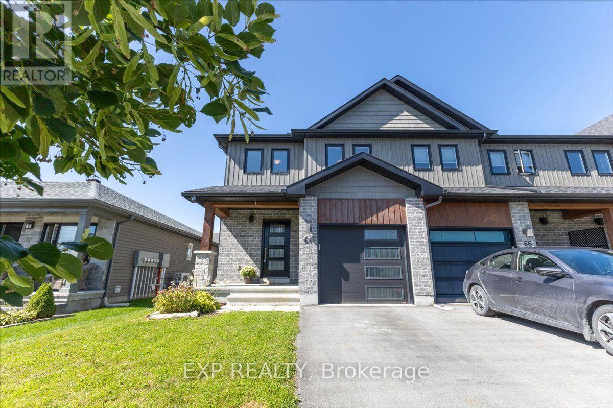 64 HORTON STREET, Mississippi Mills, Ontario