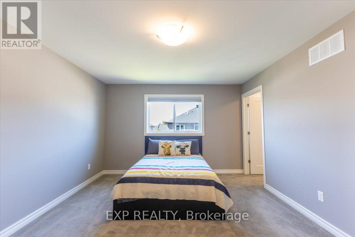 64 Horton Street, Mississippi Mills, Ontario  K0A 1A0 - Photo 24 - X13796658