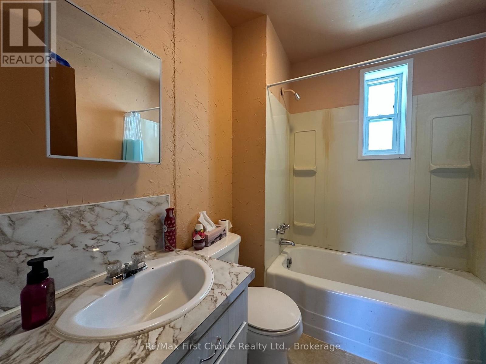128 Cumming Street, Thunder Bay, Ontario  P7C 1N7 - Photo 11 - X13796422