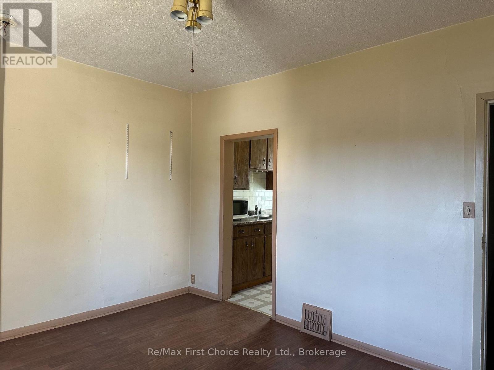 128 Cumming Street, Thunder Bay, Ontario  P7C 1N7 - Photo 5 - X13796422