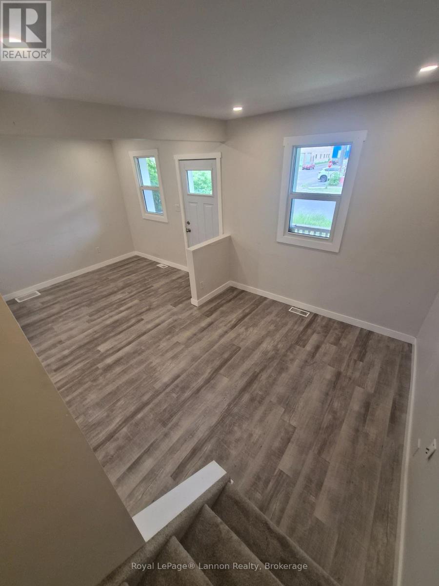 500 Wiley Street, Thunder Bay, Ontario  P7C 3N3 - Photo 4 - X13796446