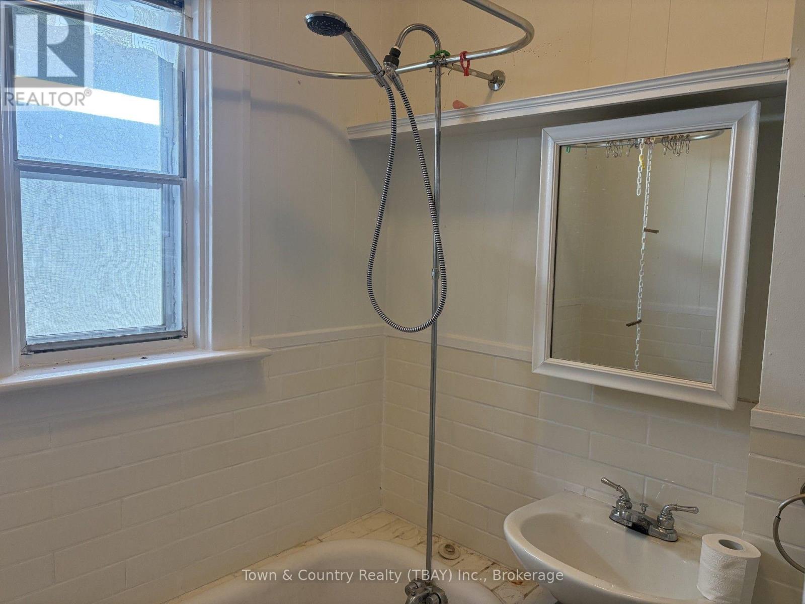 509 May Street N, Thunder Bay, Ontario  P7C 3R7 - Photo 5 - X13796556