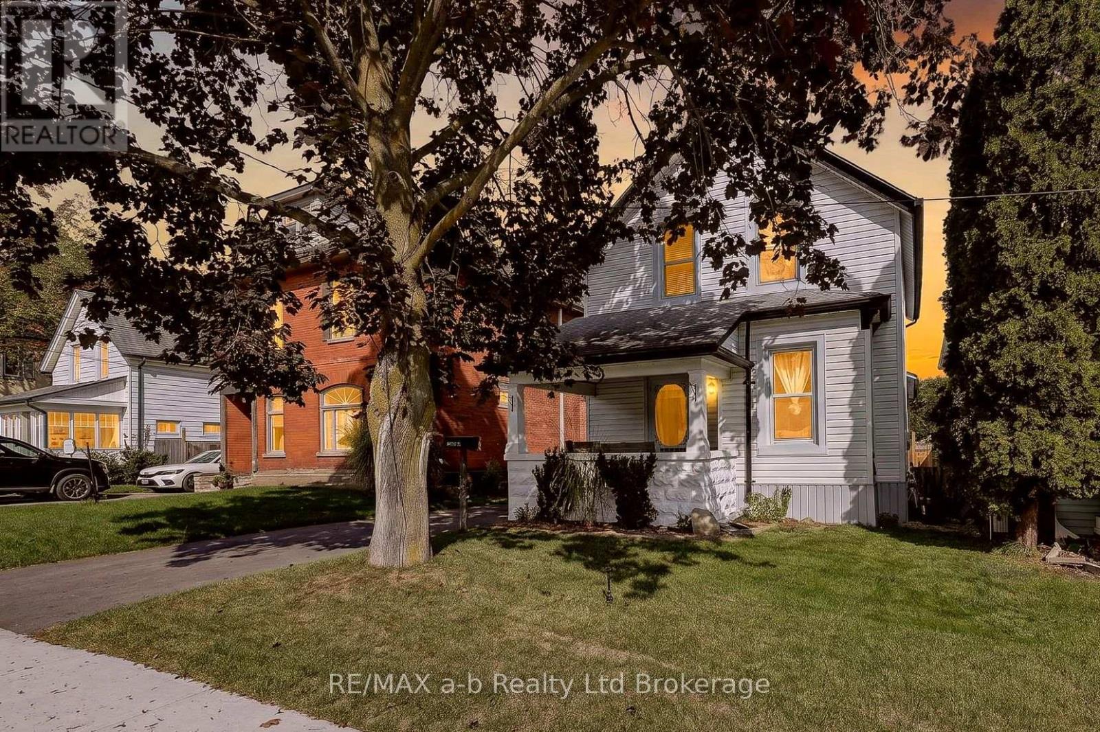 553 Mary Street, Woodstock, Ontario  N4S 4S8 - Photo 3 - X13796554