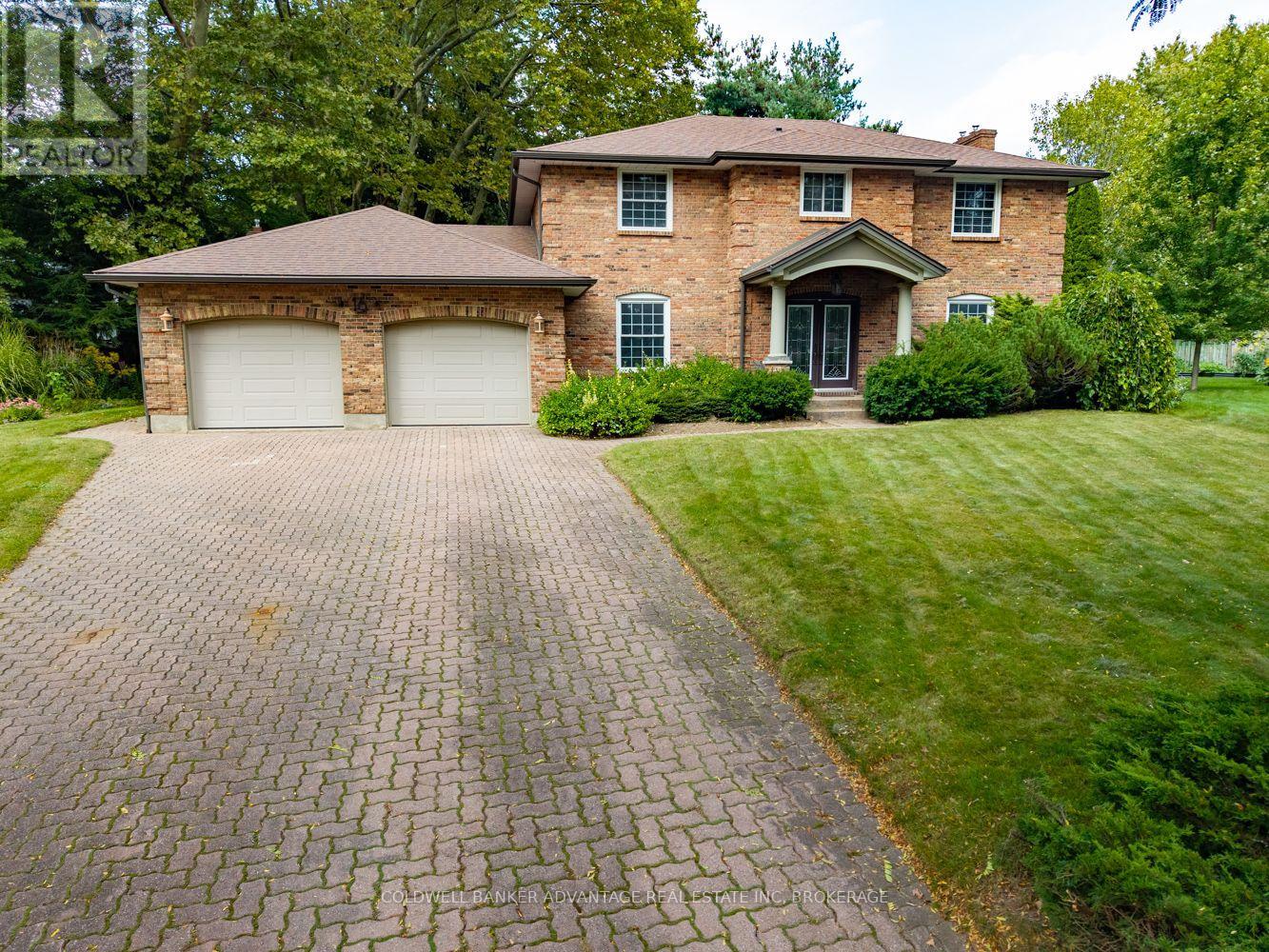 16 Willowdale Court, Pelham, Ontario  L3E 0J3 - Photo 2 - X13796484