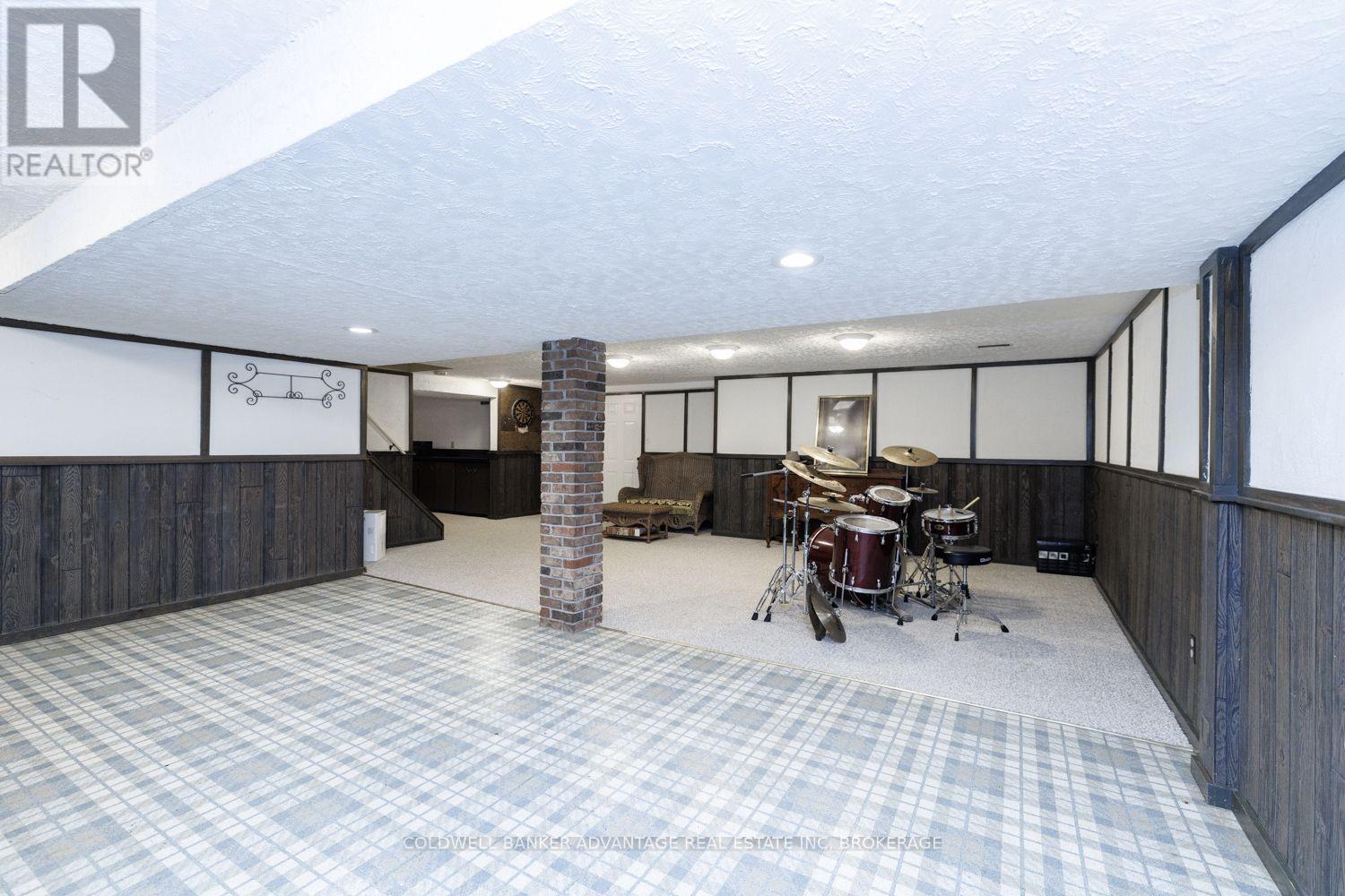 16 Willowdale Court, Pelham, Ontario  L3E 0J3 - Photo 35 - X13796484