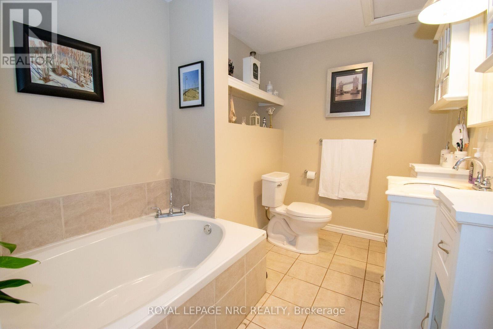 199 York Street, St. Catharines, Ontario  L2R 6G3 - Photo 32 - X13796692